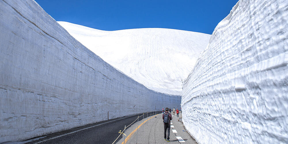 立山大雪谷
